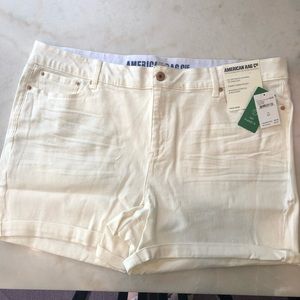 🍀 American Rag White Denim Short